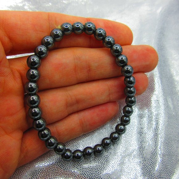 Hematite 6mm Round 7" Stretchy Gemstone Bracelet - Picture 1 of 3